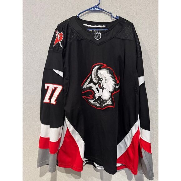 Adidas Men's Size 60 NHL Buffalo Sabres Peterka Jersey Black - Picture 1 of 5